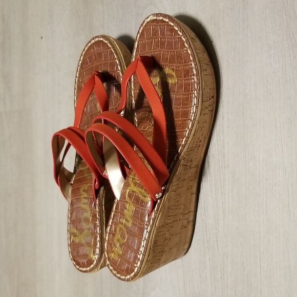 NWOT Sam Edelman Rasha Red Wedge Size 8 - Picture 3 of 10